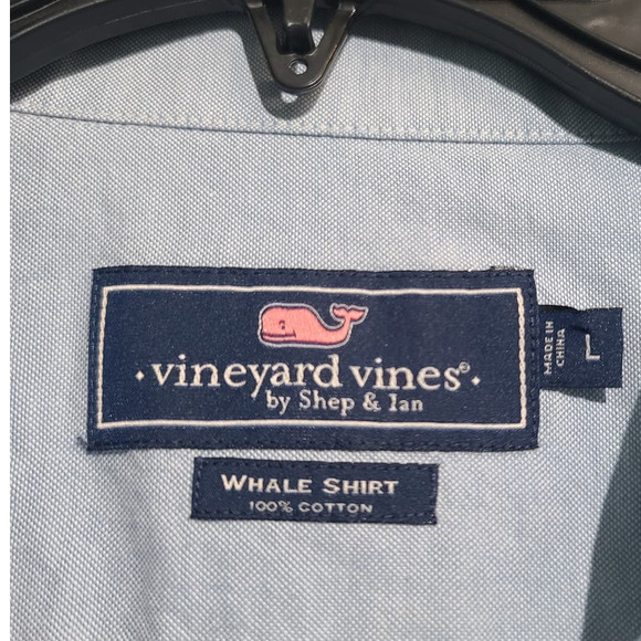 Vineyard Vines Blue Whale Slim Fit Tucker Button Shirt - Picture 3 of 3